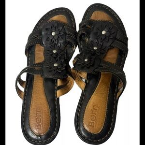Born Women’s Leather Black Flower wedge sandals size 7 Shoes